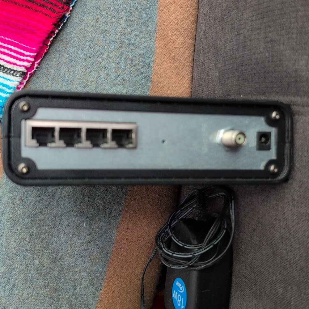 Motorola modem - Picture 2 of 3